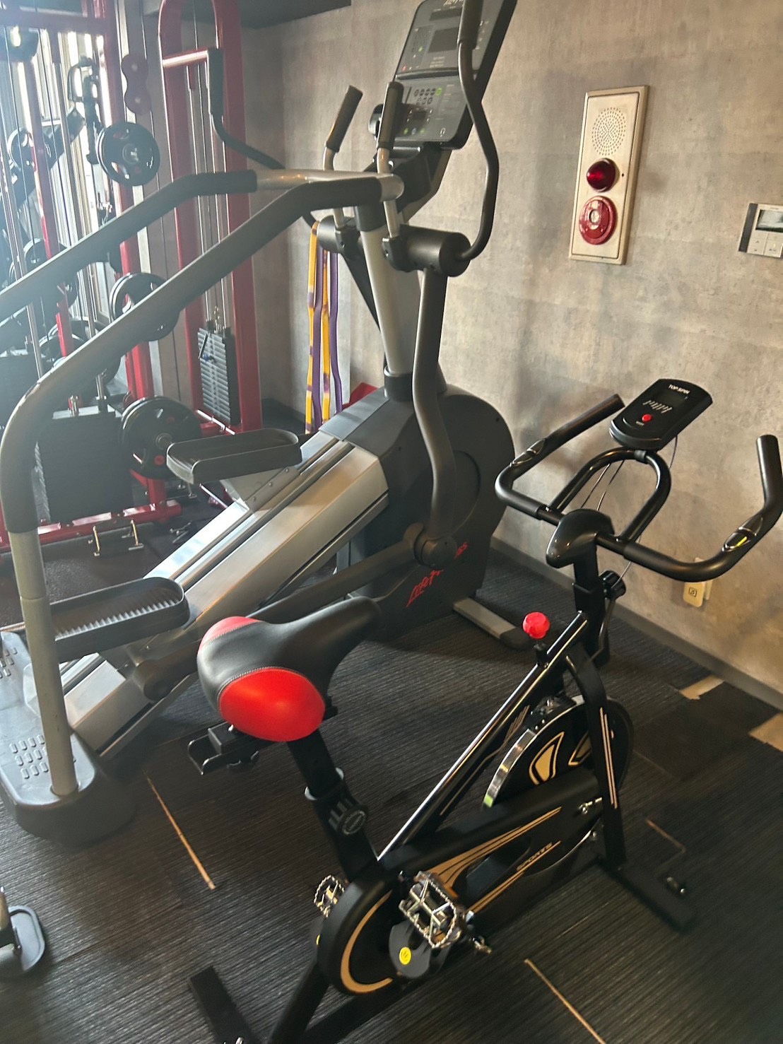 トレーニングジム貸切予約可能